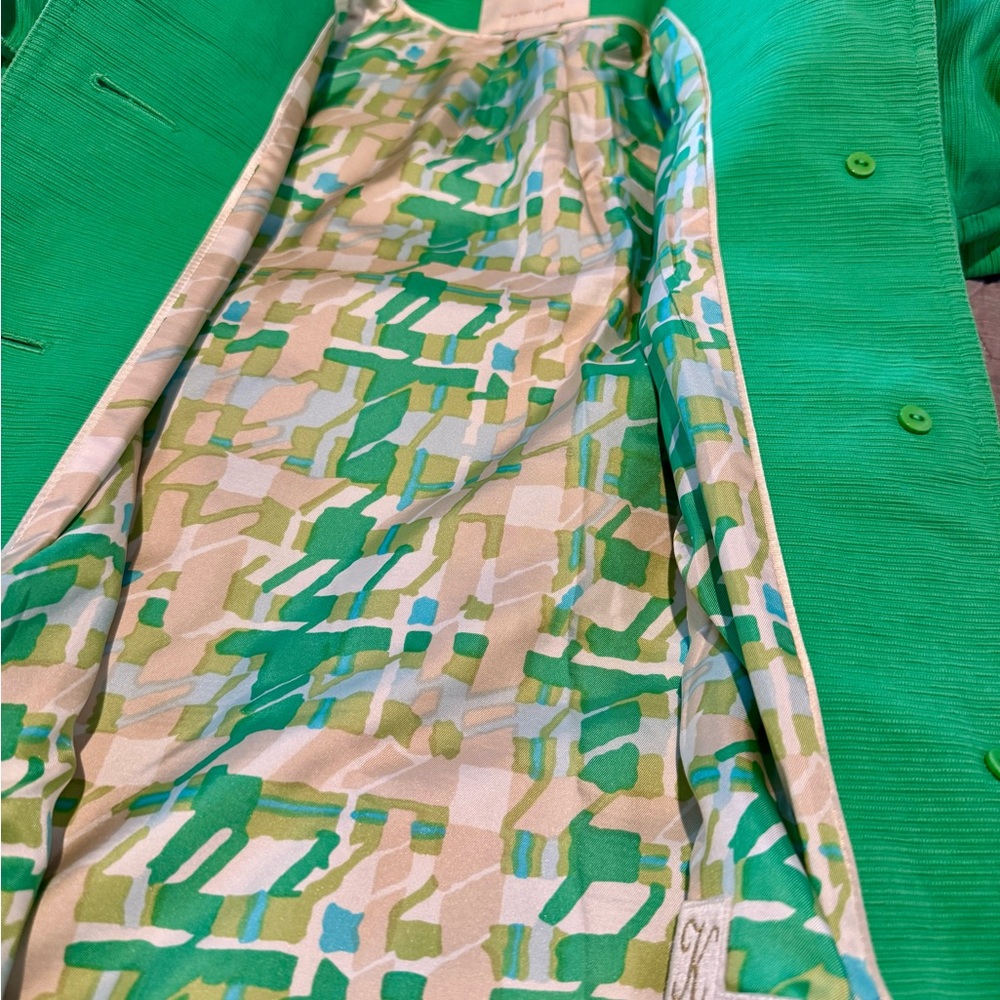 Kate Spade Green Cape with Classic Cut - Picture 3 of 16